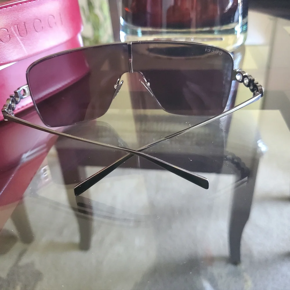 Gucci Men’s Black Shield Sunglasses with Burgundy Case